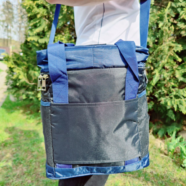 Термосумка АйсБриз 15 л. / Сумка - холодильник 32х26х26 см., с карманами, ручками и плечевым ремнем